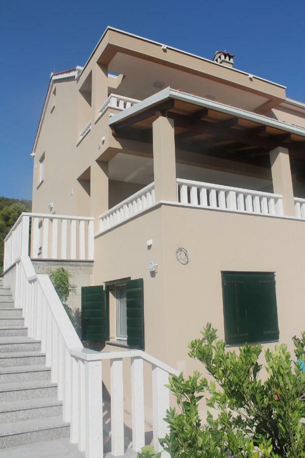 Paradise Brbinj Exterior photo